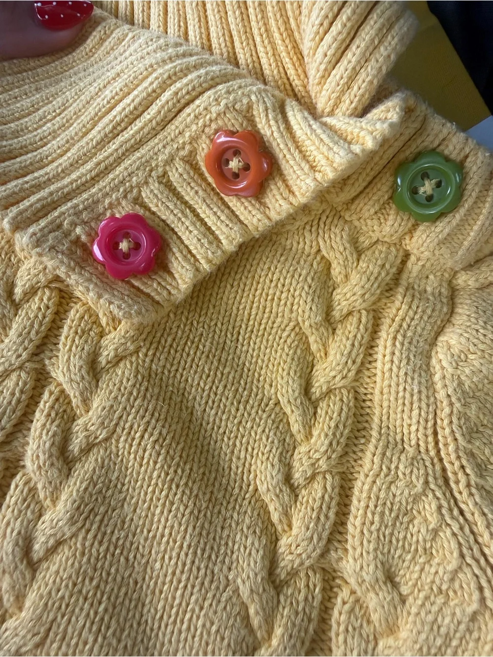 Vintage Yellow Cable-Knit Short Sleeve Sweater with Buttoned Collar